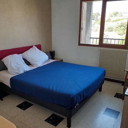 Chambre B2 Dans Un Appartement En Colocation Marsella Habitación foto